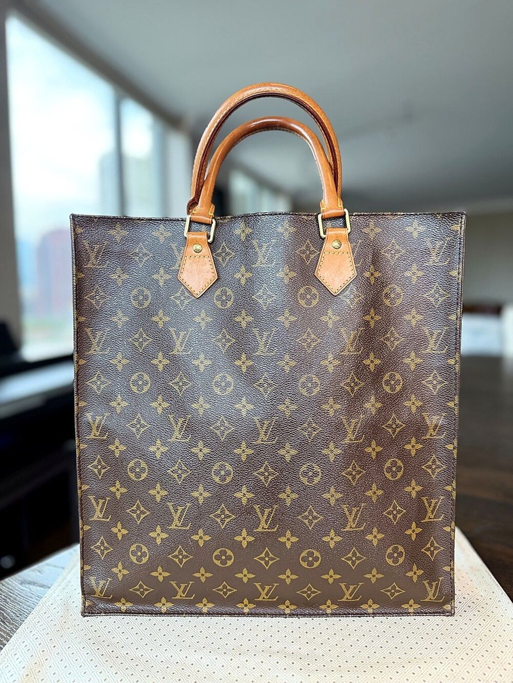 Authentic Louis Vuitton Brown Monogram Canvas Handbag Large Tote